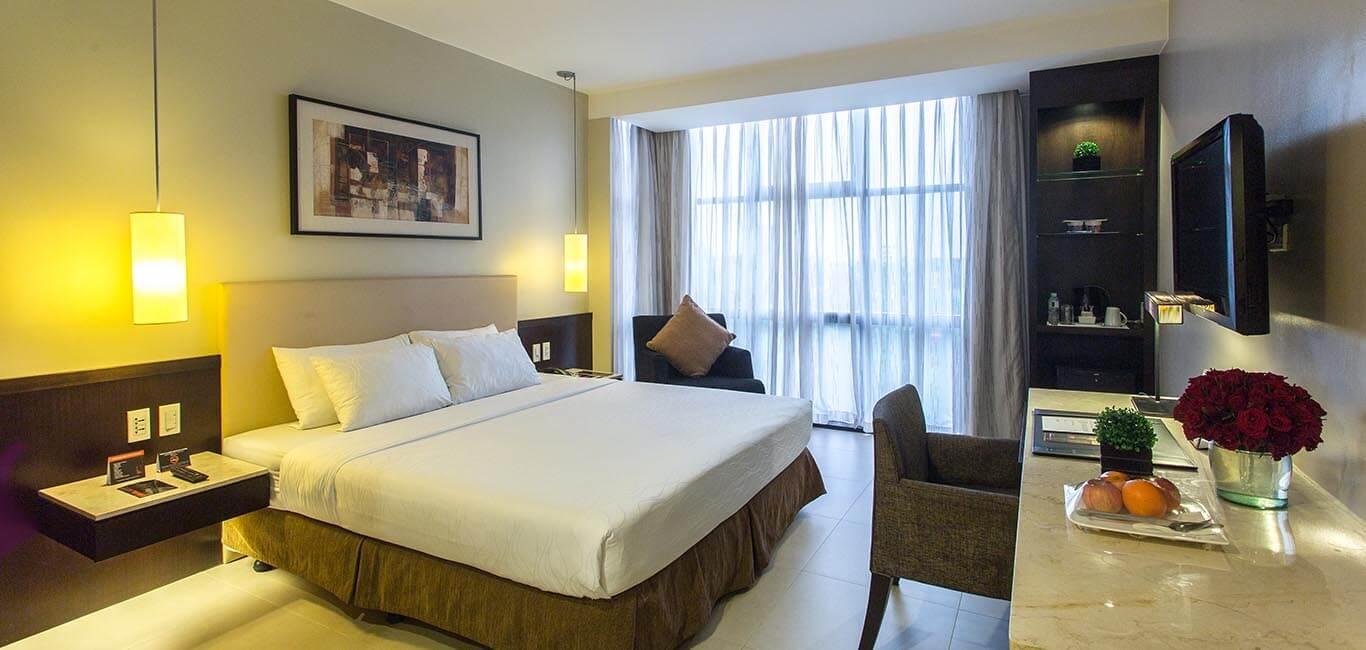 The B Hotel Alabang Muntinlupa City Exterior foto
